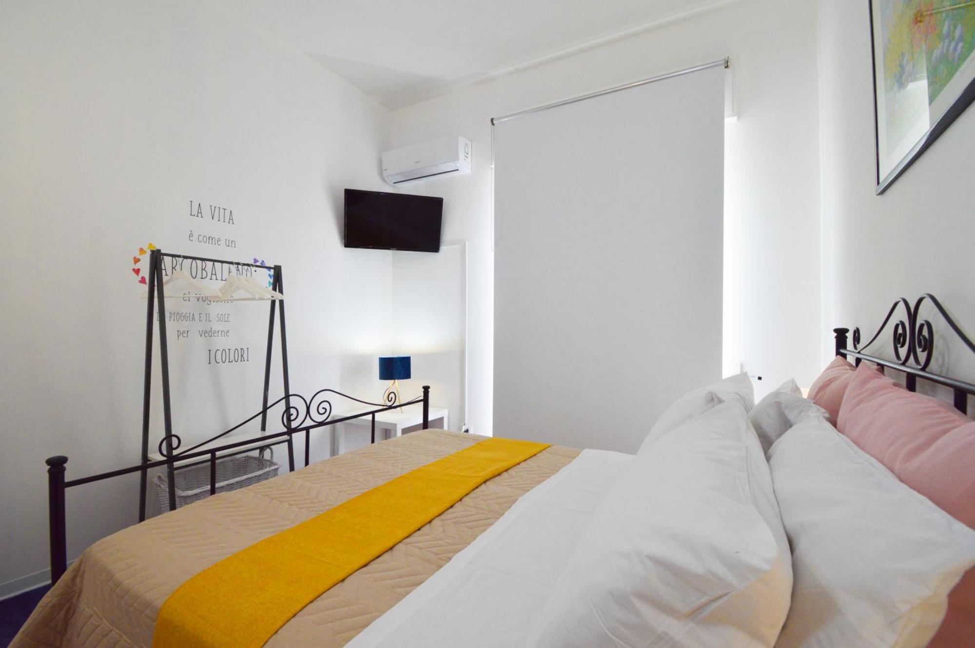 Casa Ekaterina Free Wifii - Spiaggia 200 Metri Brolo Exteriér fotografie