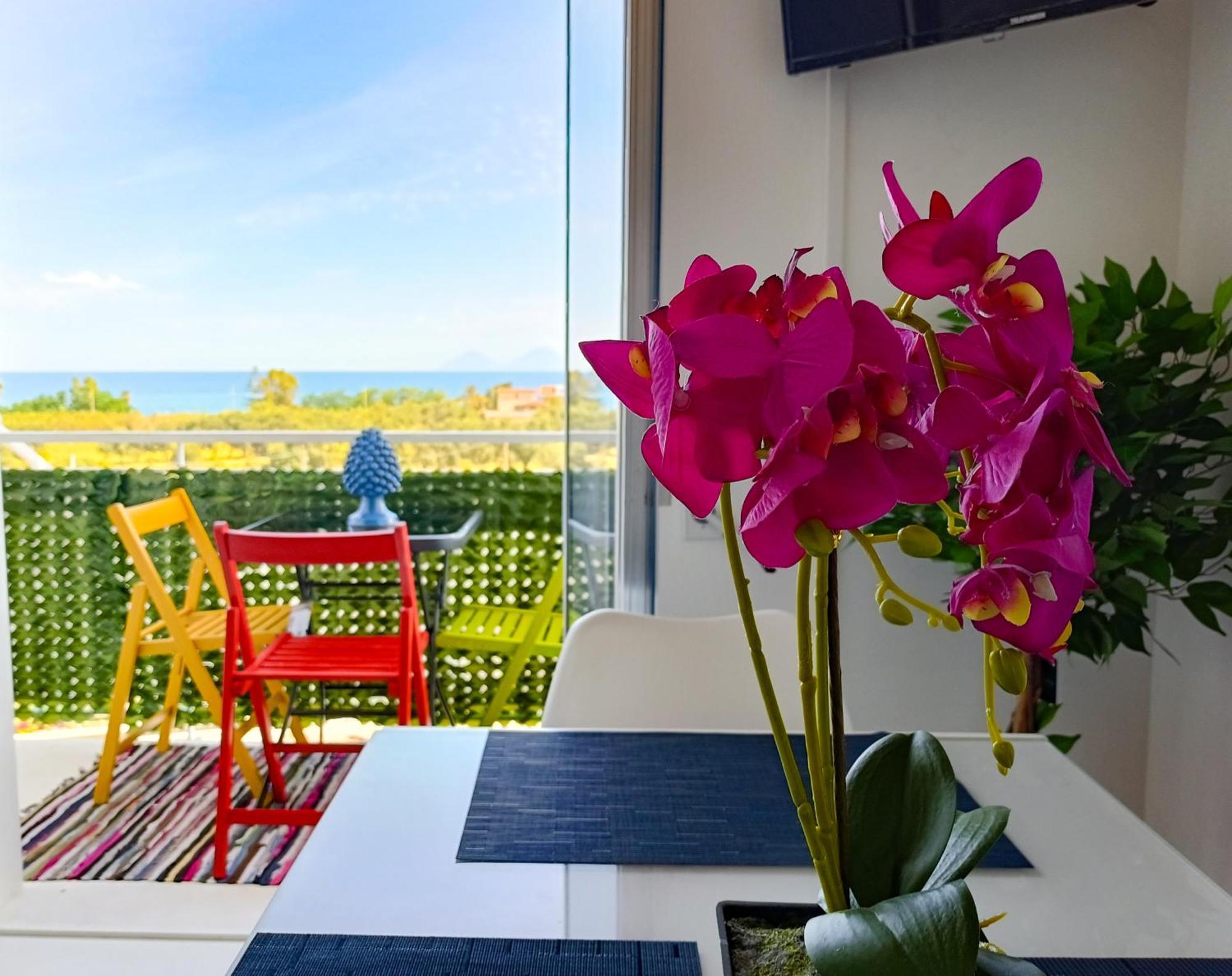 Casa Ekaterina Free Wifii - Spiaggia 200 Metri Brolo Exteriér fotografie