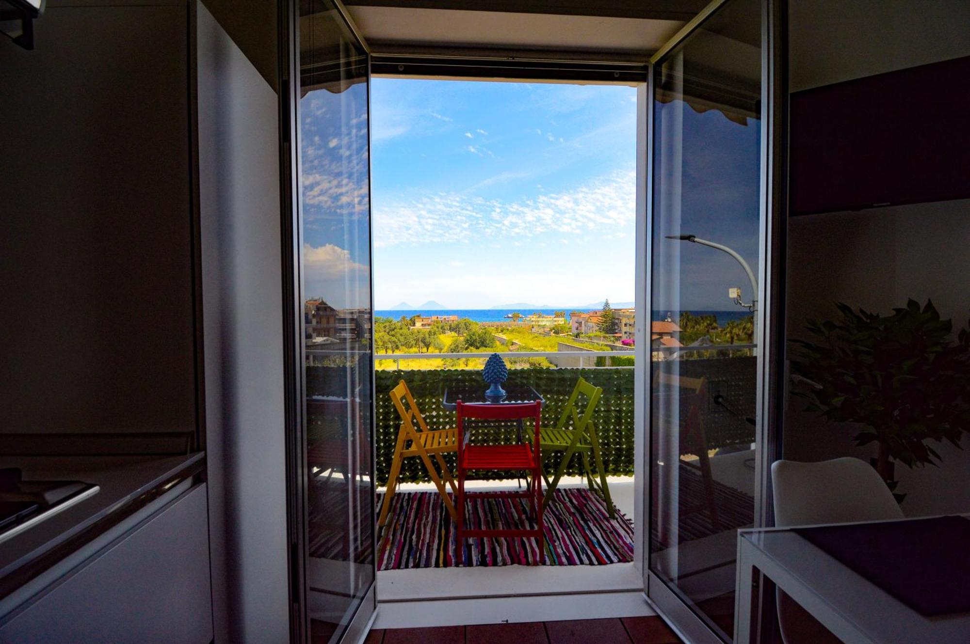 Casa Ekaterina Free Wifii - Spiaggia 200 Metri Brolo Exteriér fotografie